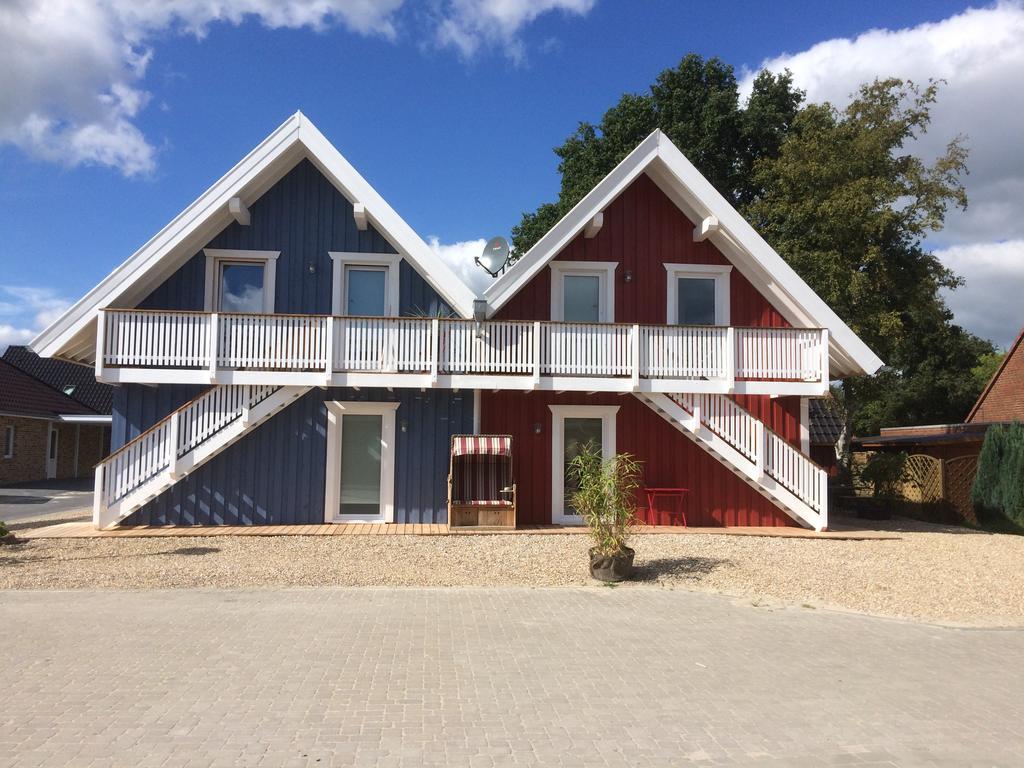 Ferienwohnungen Im Schwedenstil Papenburg Exterior photo